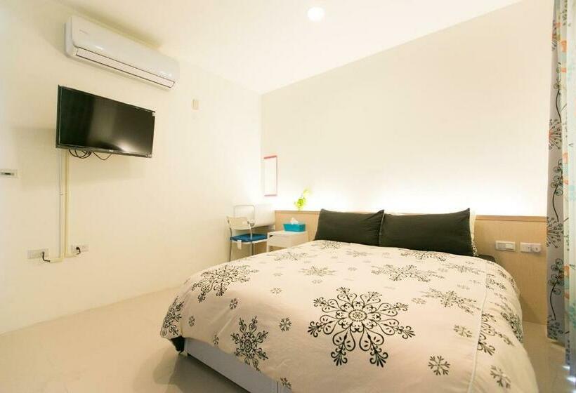 اتاق استاندارد, 充電樁 羅東雲朵朵cloud B&b免費洗衣機 烘衣機 近週三清溝 星巴克咖啡豆 國旅卡特約店