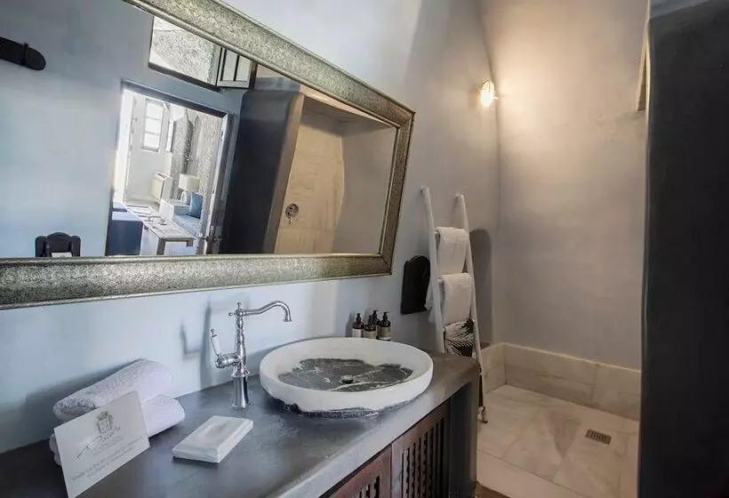 سوئیت با چشمانداز, Ducato Di Oia Adults Only