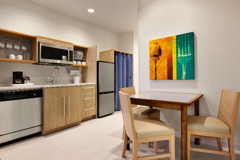 Suite Accessibile ai persone con mobilità ridotta, Home2 Suites By Hilton Destin