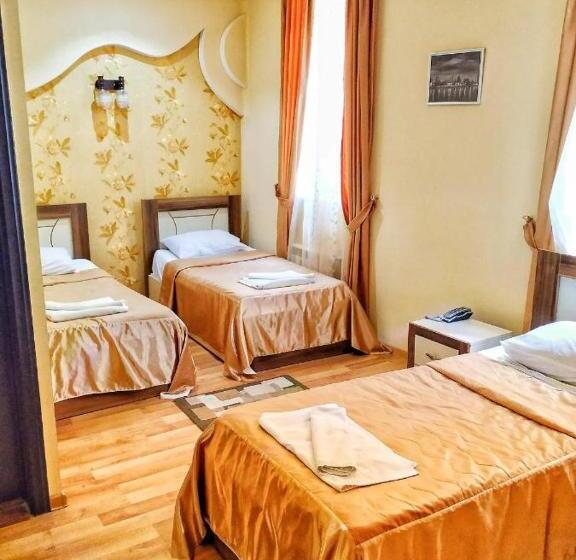 اتاق استاندارد سه نفره, Lux Palace