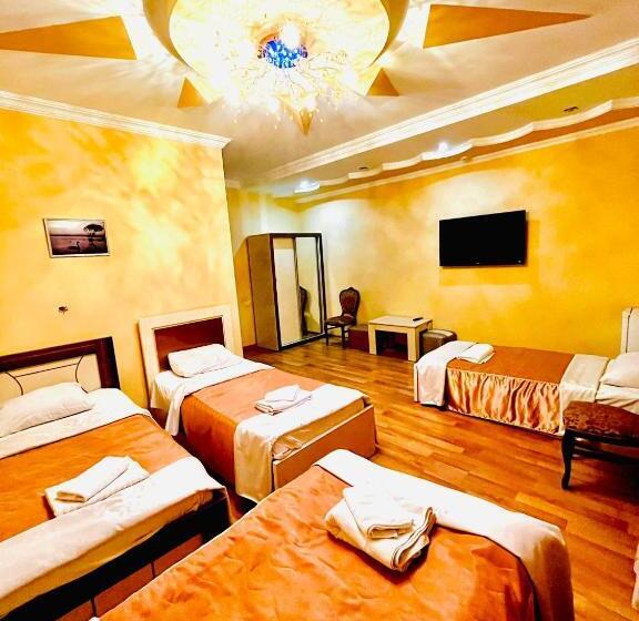 اتاق استاندارد چهار تخته, Lux Palace