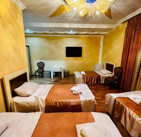 اتاق استاندارد چهار تخته, Lux Palace