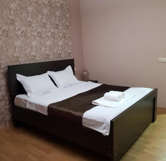 标准房带园景, Mariana