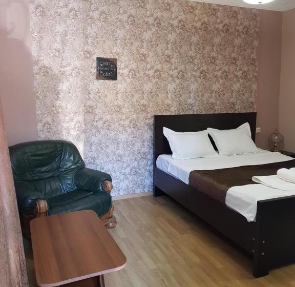 标准房带园景, Mariana