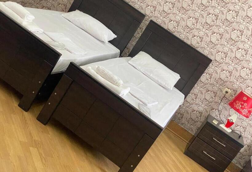 高级家庭房间, Mariana