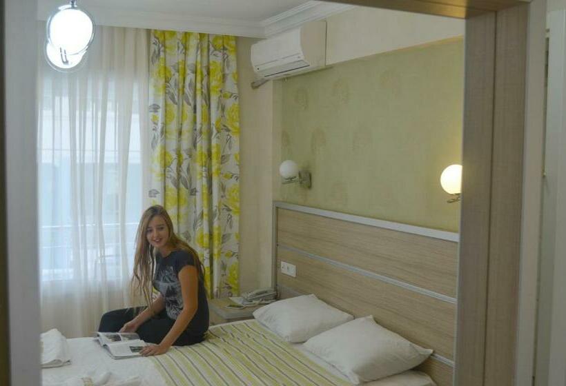 Quarto Estandar, Mostar