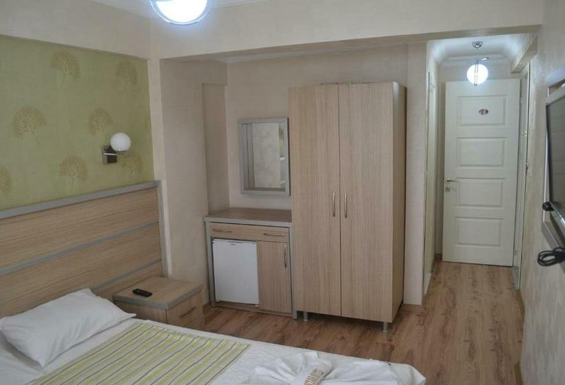 Quarto Estandar, Mostar