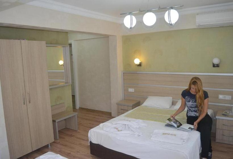 Quarto Triplo Estandar, Mostar