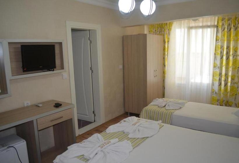 Quarto Quádruplo Estandar, Mostar