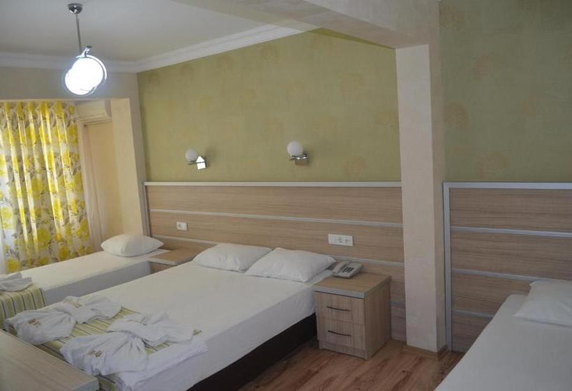 Quarto Quádruplo Estandar, Mostar