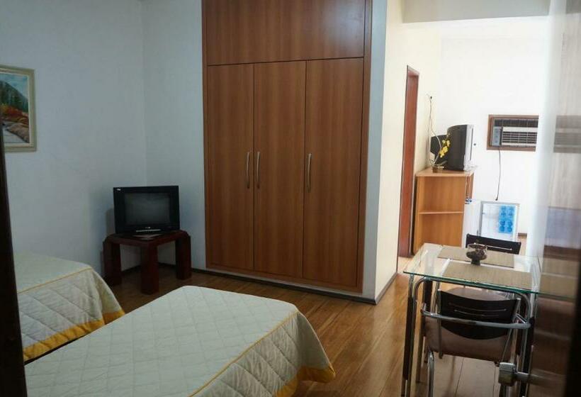 四人标准间, Rhud S