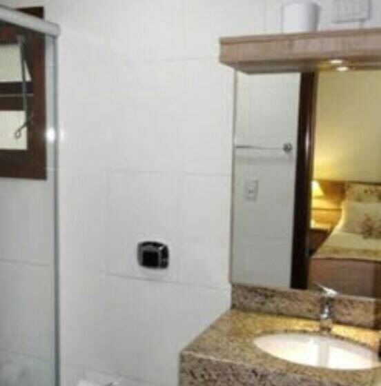 디럭스 룸, Schenkel