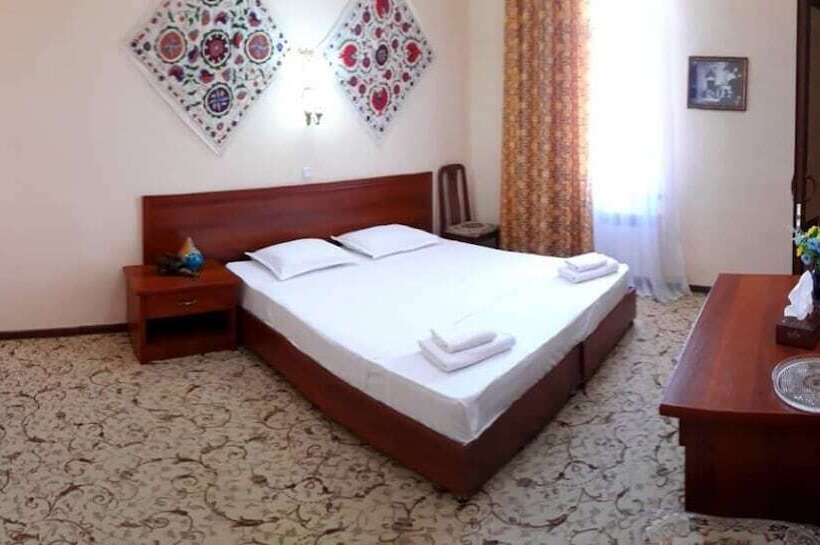 اتاق استاندارد, Shams