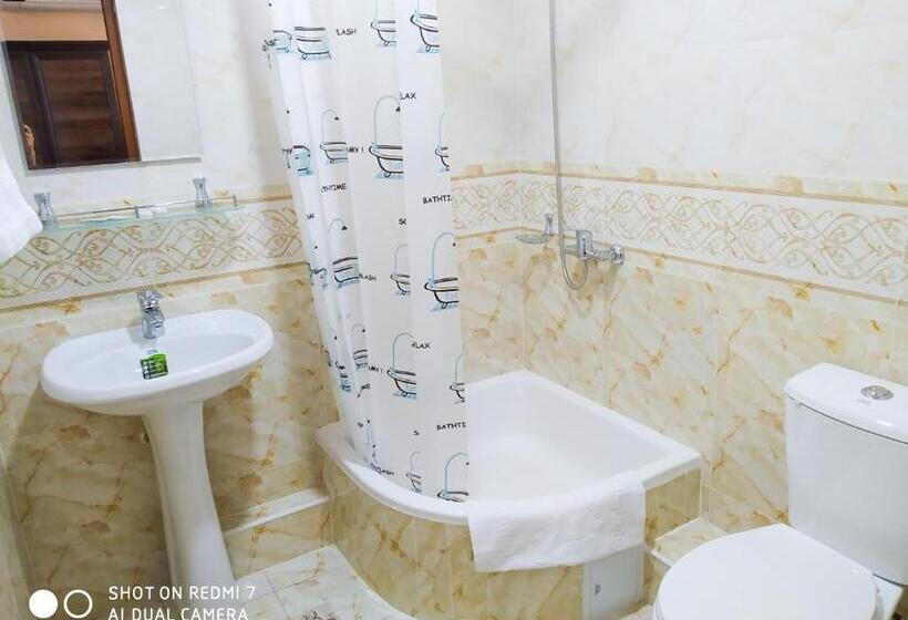 חדר סטנדרט, Shams