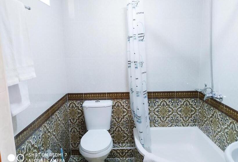 חדר סטנדרט, Shams