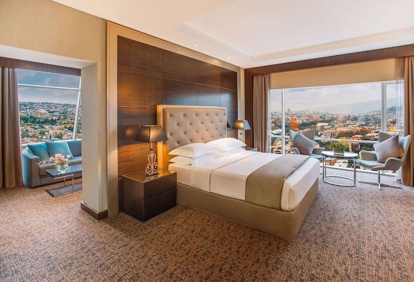 デラックススイート, The Biltmore  Tbilisi