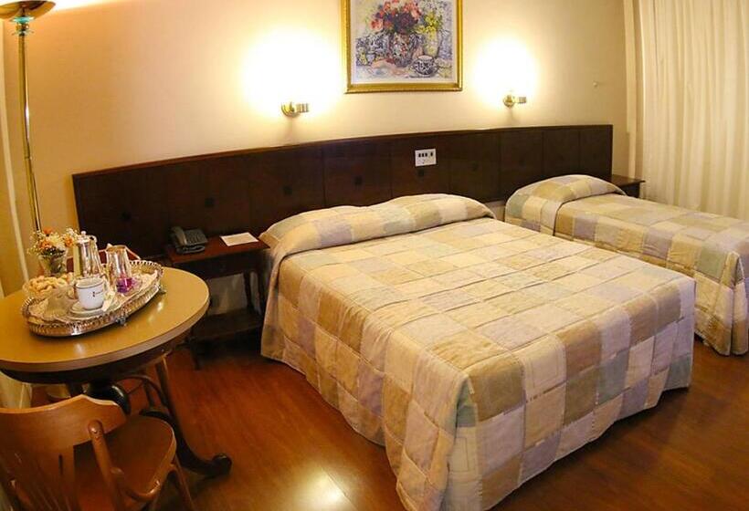 スタンダードトリプルルーム, Village