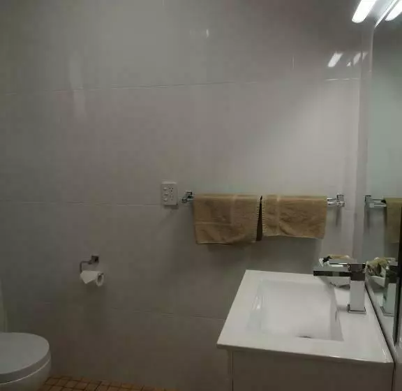 エクゼクティブルーム, Cobar Town And Country Motor Inn