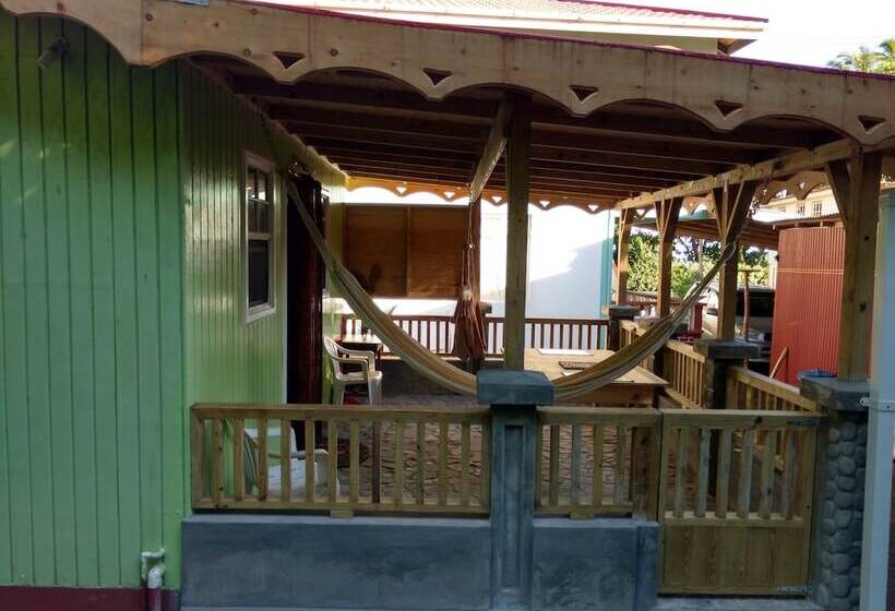 استودیوی استاندارد, Mainroad Suite