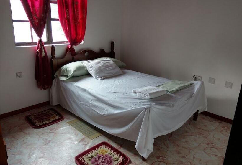 スリーベッドルーム ヴィラ, Mainroad Suite