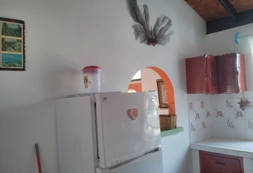 スリーベッドルーム ヴィラ, Mainroad Suite