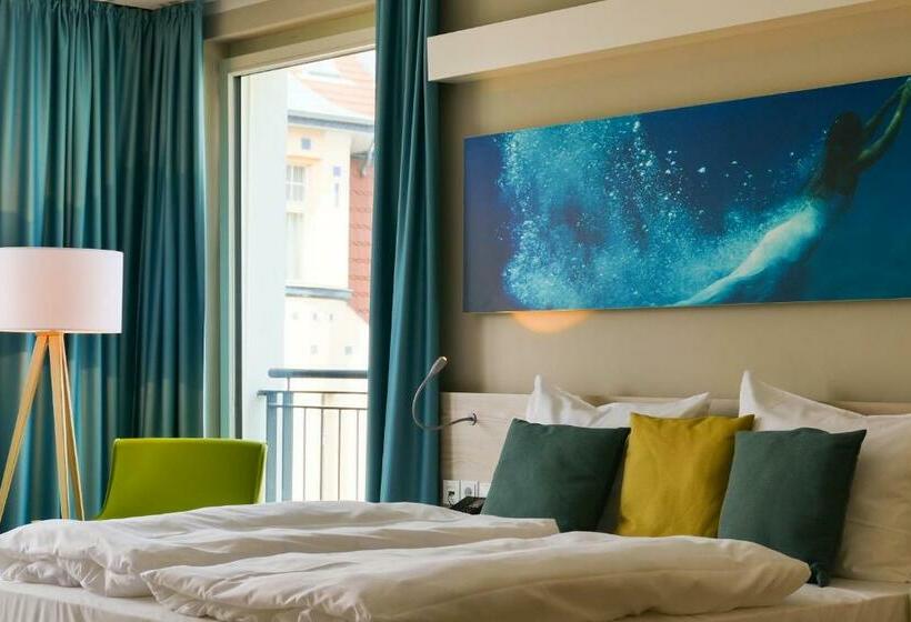 Номер Стандарт Боковой Вид на Море, Seetelhotel Kaiserstrand Beach