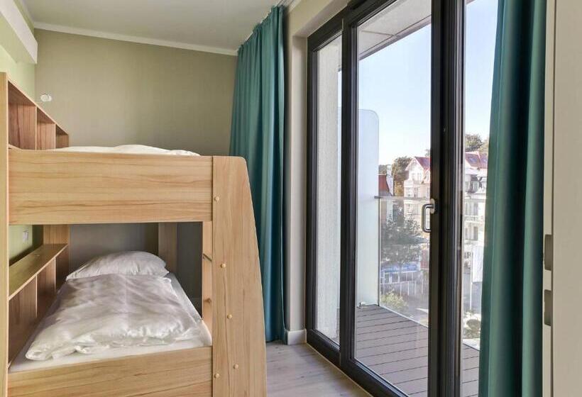 패밀리 룸 측면 바다 전망, Seetelhotel Kaiserstrand Beach