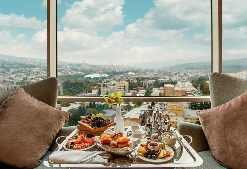 デラックスルーム, The Biltmore  Tbilisi