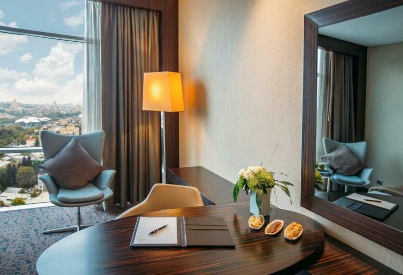 デラックスルーム, The Biltmore  Tbilisi