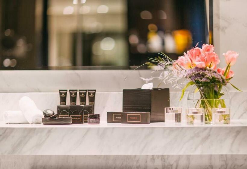 デラックススイート, The Biltmore  Tbilisi
