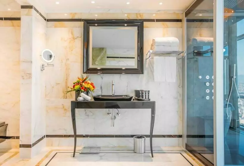 Royal Suite