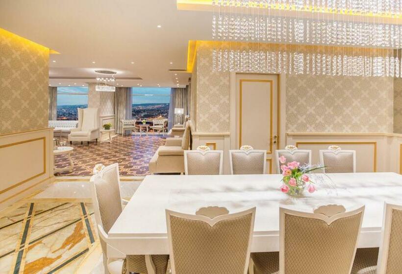 ロイヤルスイート, The Biltmore  Tbilisi