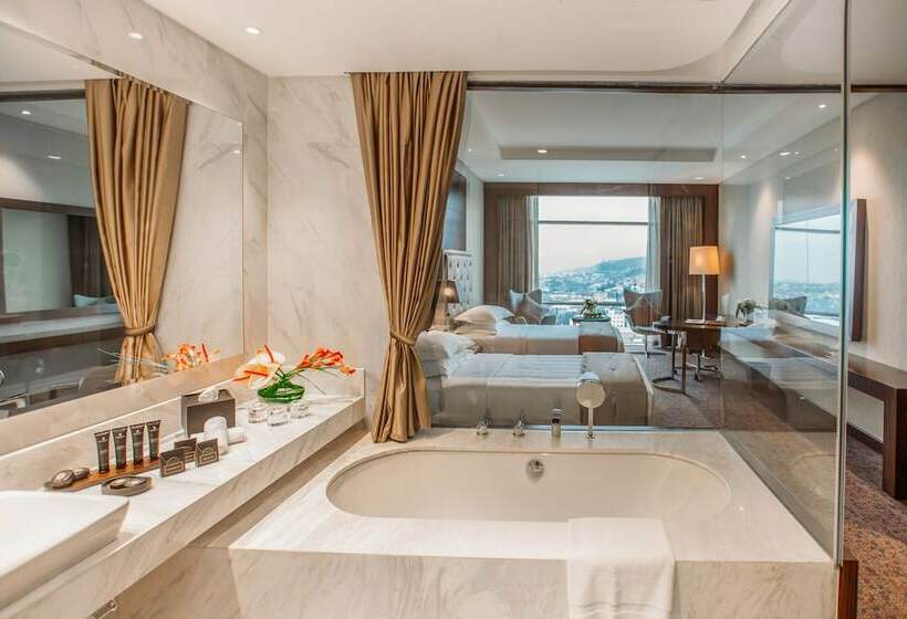 デラックスルーム, The Biltmore  Tbilisi