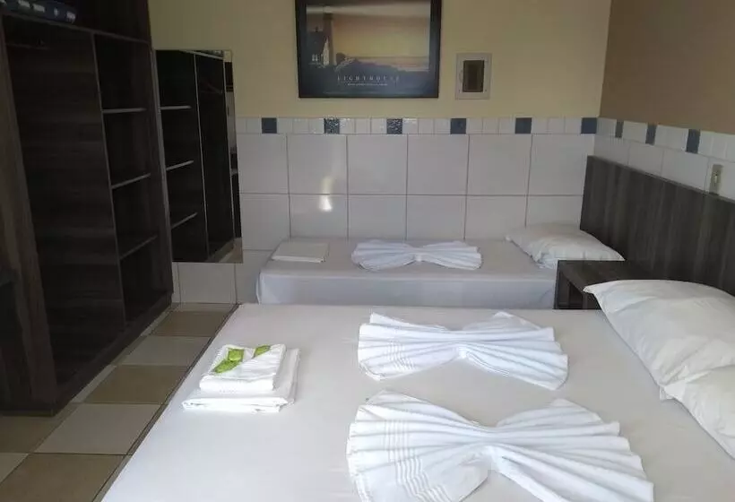 Standard Kolmen Hengen Huone, Ville House Hotel Canoas