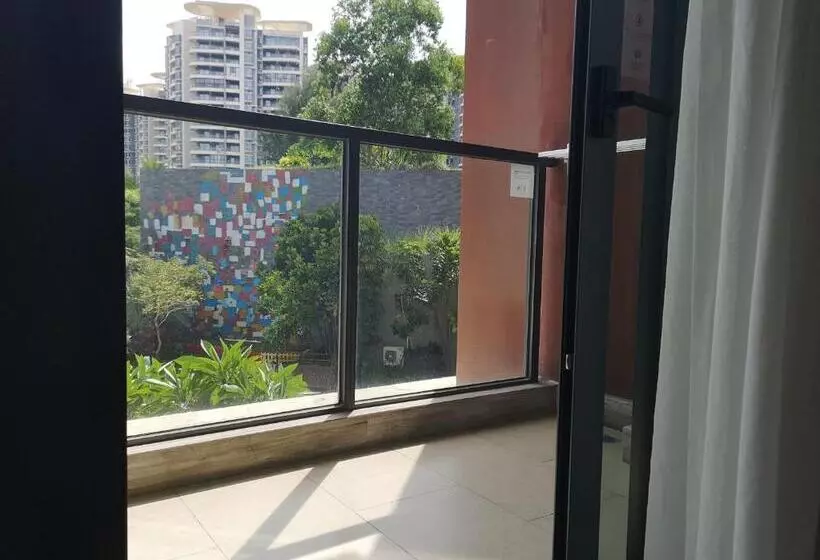 庭の見えるバルコニー月スタンダードルーム, Marriott Resort Xiangshui Bay