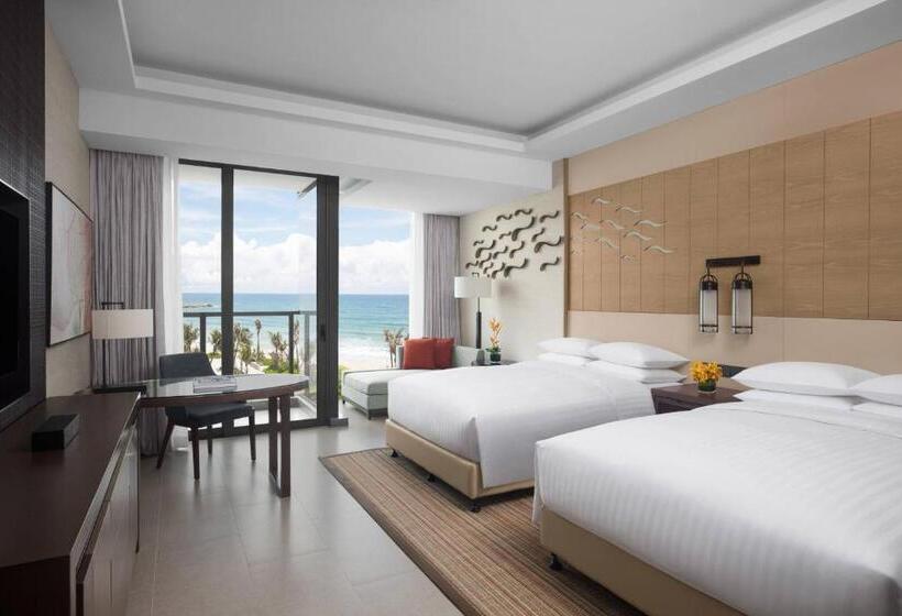 חדר סטנדרט נוף לים עם מרפסת, Marriott Resort Xiangshui Bay