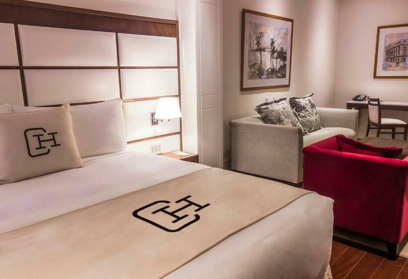 Полулюкс, Central Hotel Panama Casco Viejo