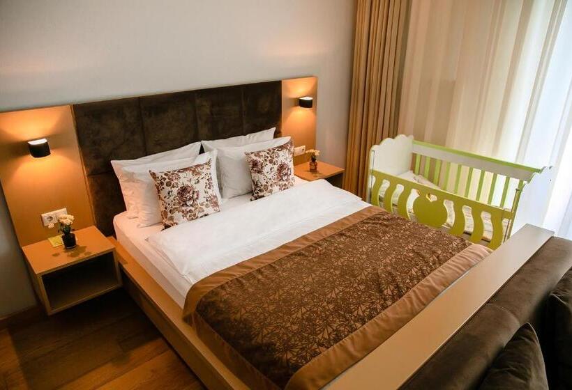 استودیوی استاندارد با چشمانداز دریا, Homebridge Hotel Apartments