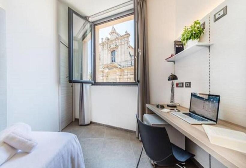 标准单人间, Camplus Palermo