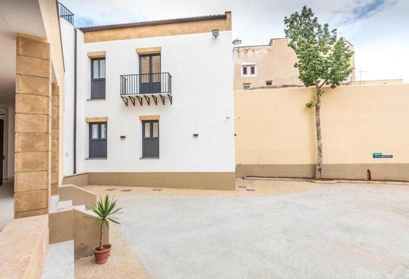 带阳台的豪华间, Camplus Palermo