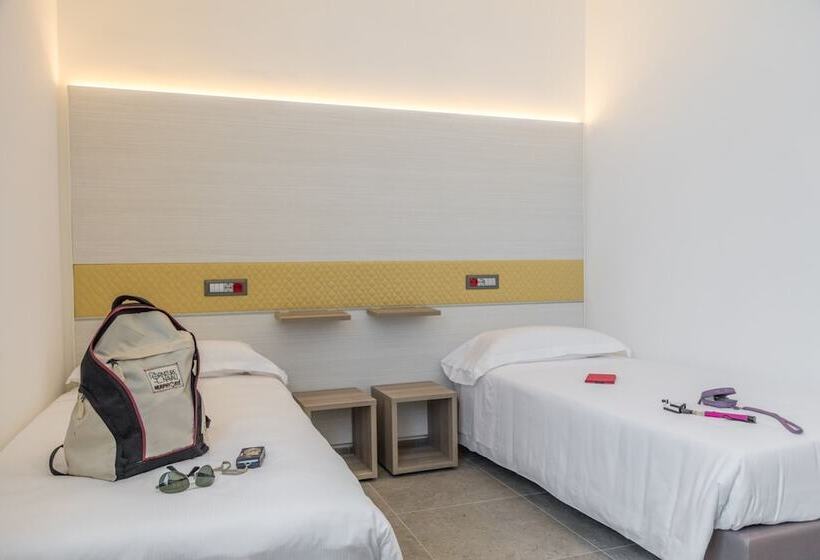 高级大房间, Camplus Palermo