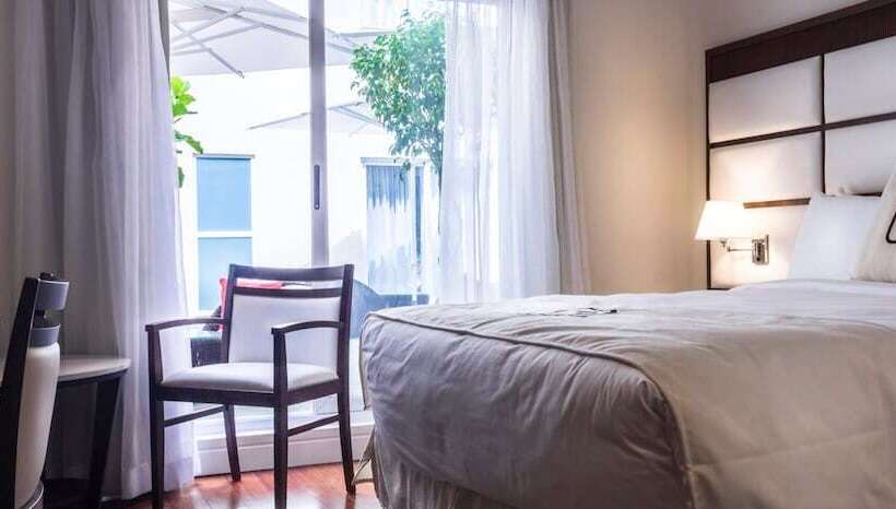 Номер Премиум, Central Hotel Panama Casco Viejo