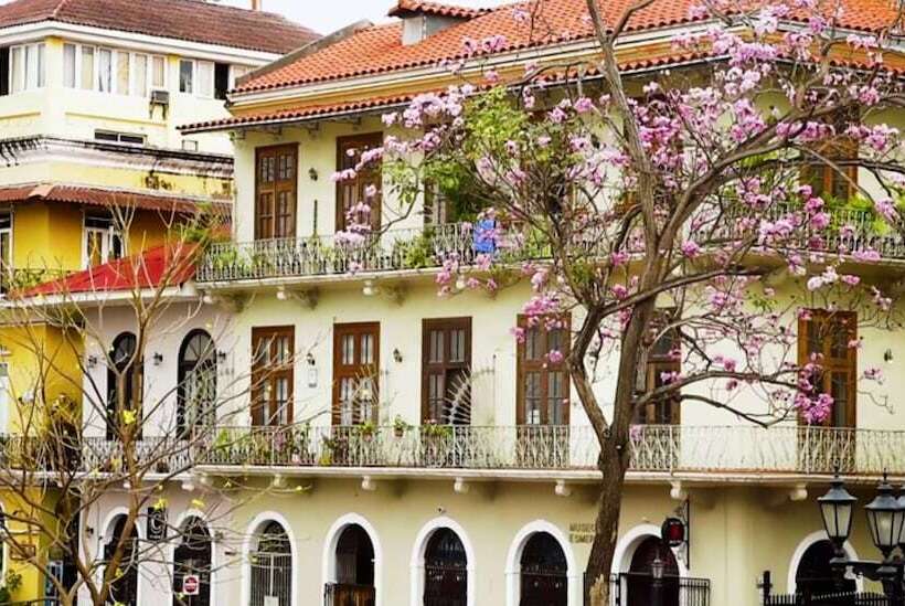 프레지덴셜 스위트, Central Hotel Panama Casco Viejo