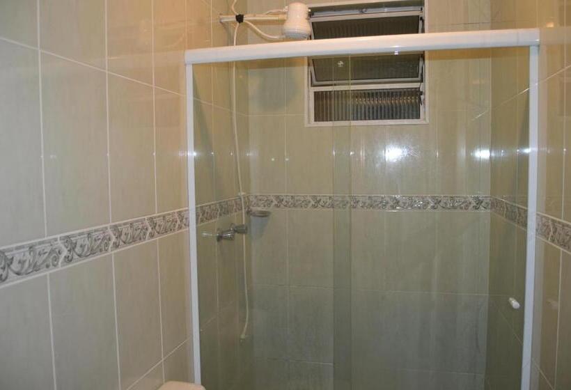 Habitación Triple Estándar, Congonhas