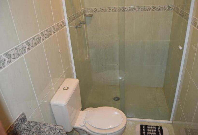 Habitación Triple Estándar, Congonhas