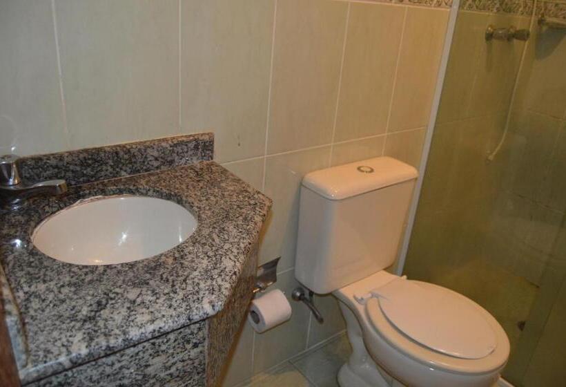 Habitación Triple Estándar, Congonhas