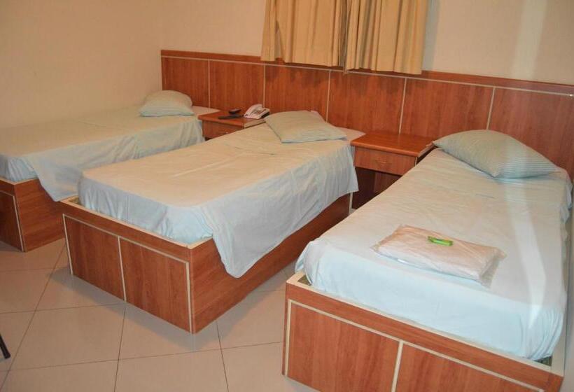 Habitación Triple Estándar, Congonhas