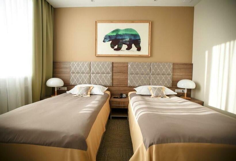 اتاق سوپریور, Green Which