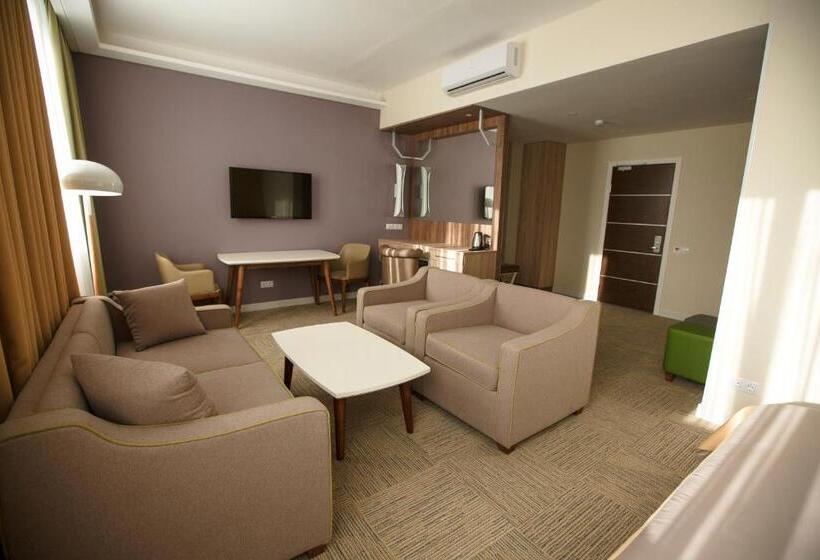 اتاق لوکس, Green Which