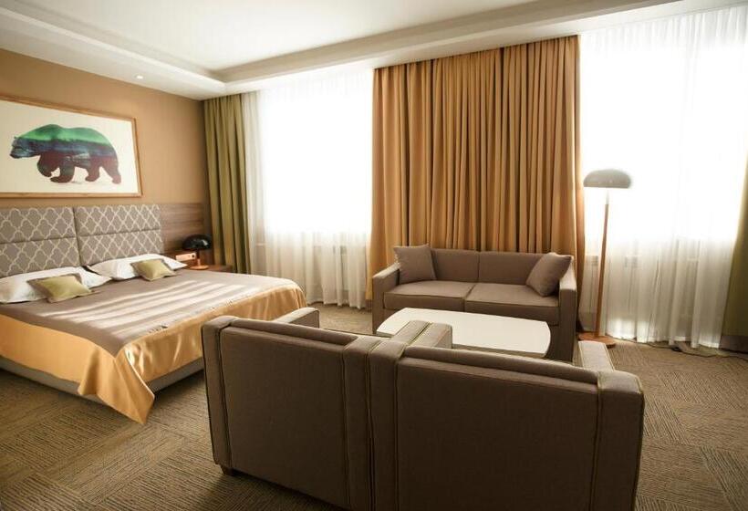 اتاق لوکس, Green Which